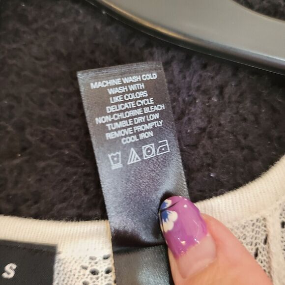 Axcess Womens Sweater Beige Size Small Cotton Blend Button Closure Short Sleeve - Picture 7 of 12